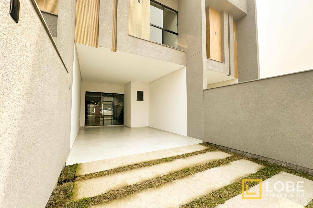 Sobrado à venda com 3 quartos, 115m² - Foto 2