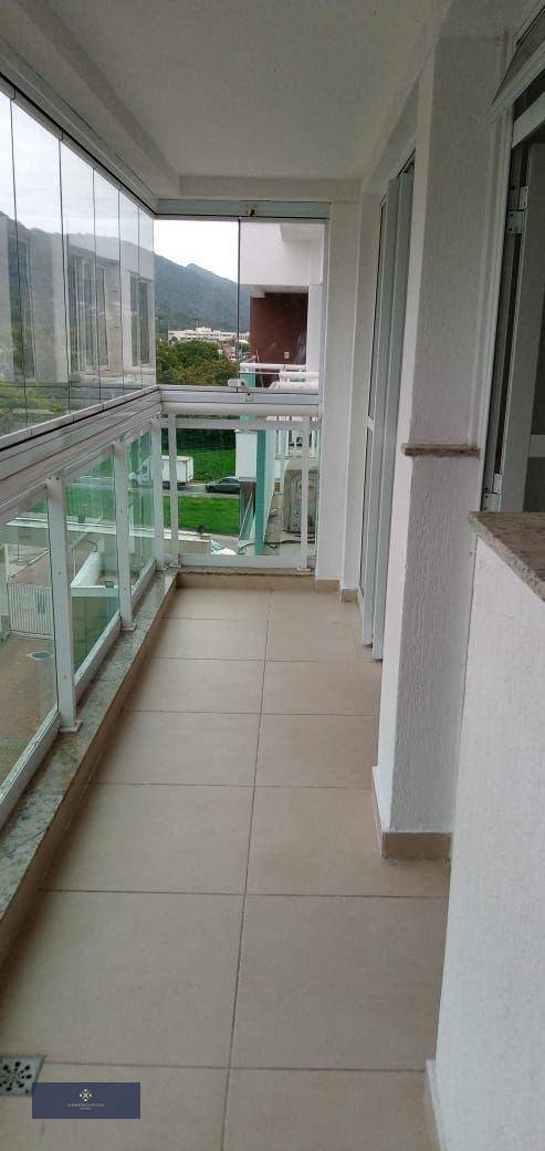 Apartamento à venda com 2 quartos, 76m² - Foto 24