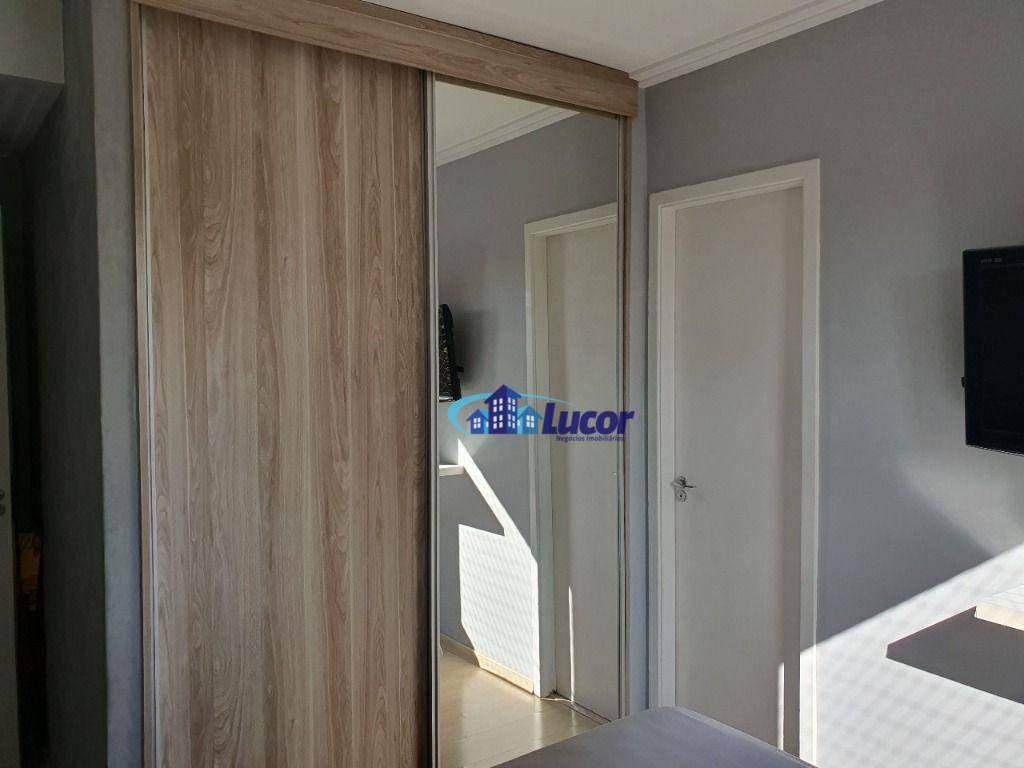 Apartamento à venda com 2 quartos, 55m² - Foto 2