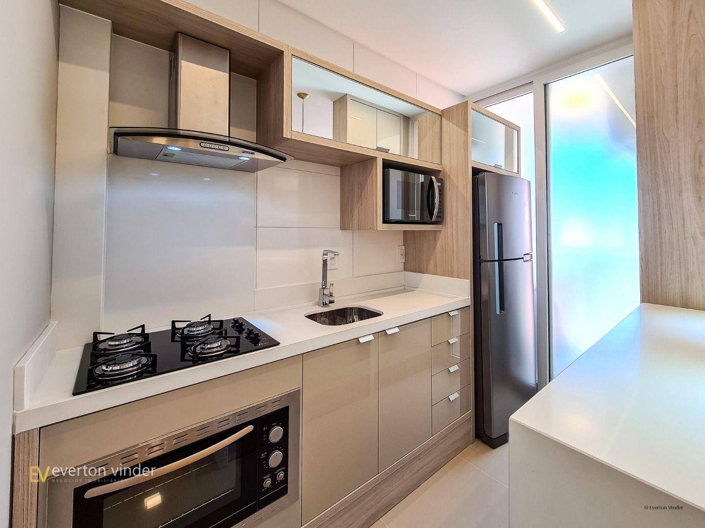 Apartamento à venda com 2 quartos, 77m² - Foto 6