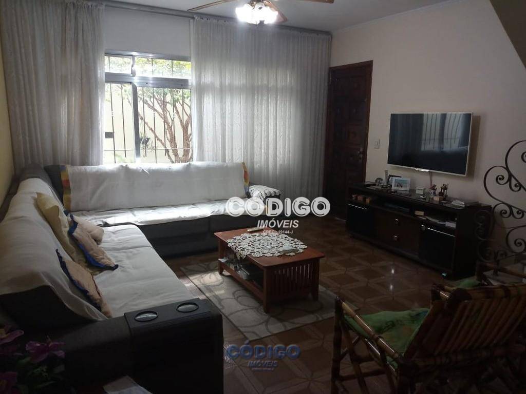 Sobrado à venda com 3 quartos, 220m² - Foto 10