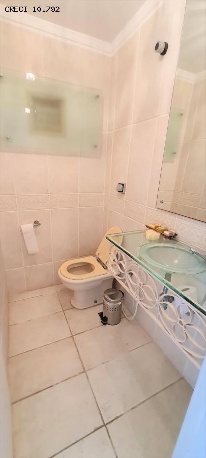 Apartamento à venda com 4 quartos, 198m² - Foto 3