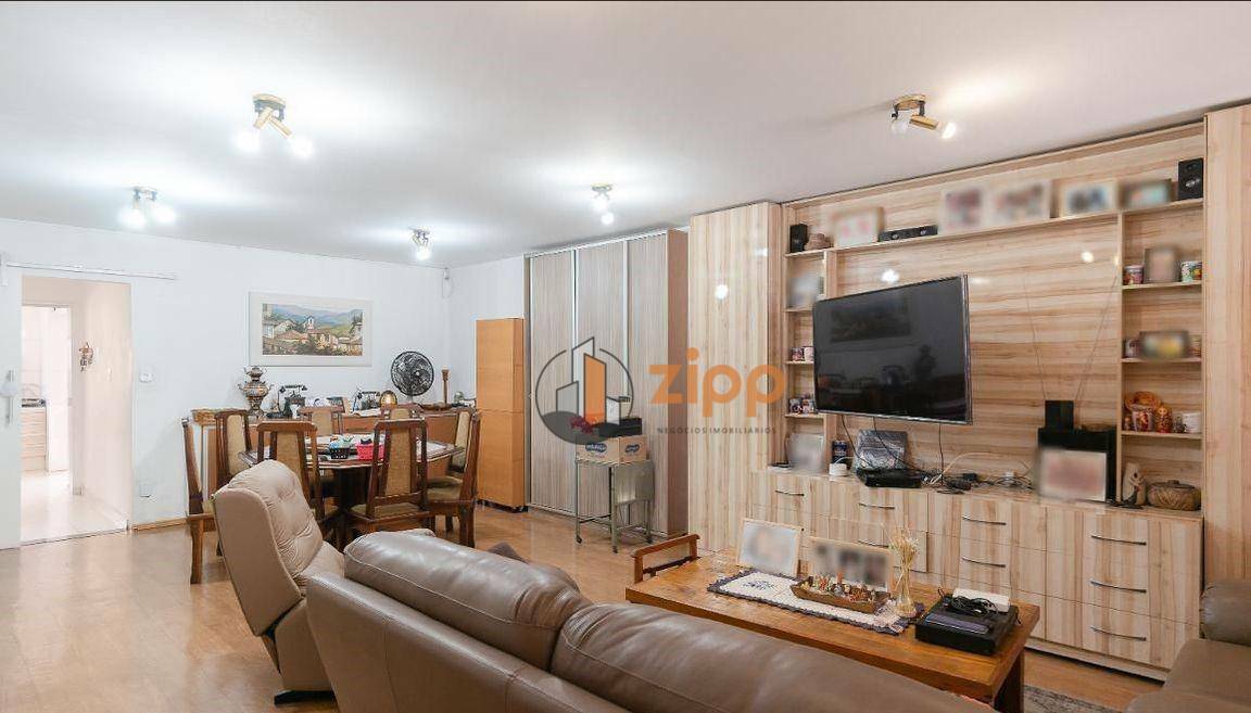 Sobrado à venda com 4 quartos, 316m² - Foto 1