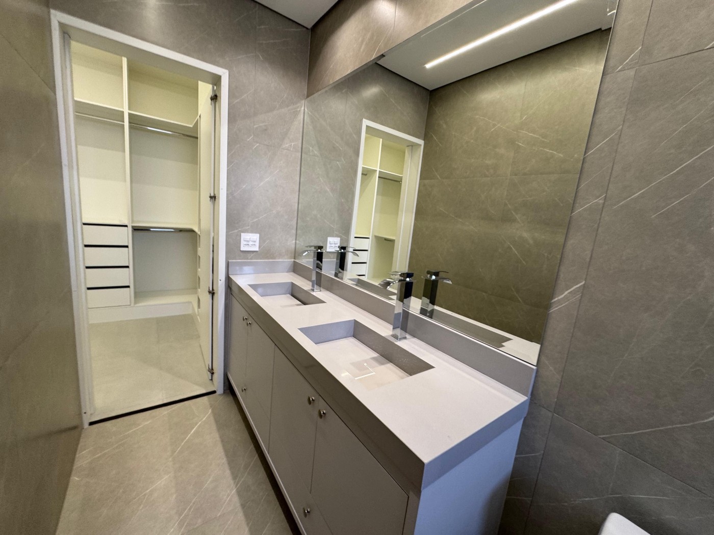 Casa de Condomínio à venda com 3 quartos, 161m² - Foto 17