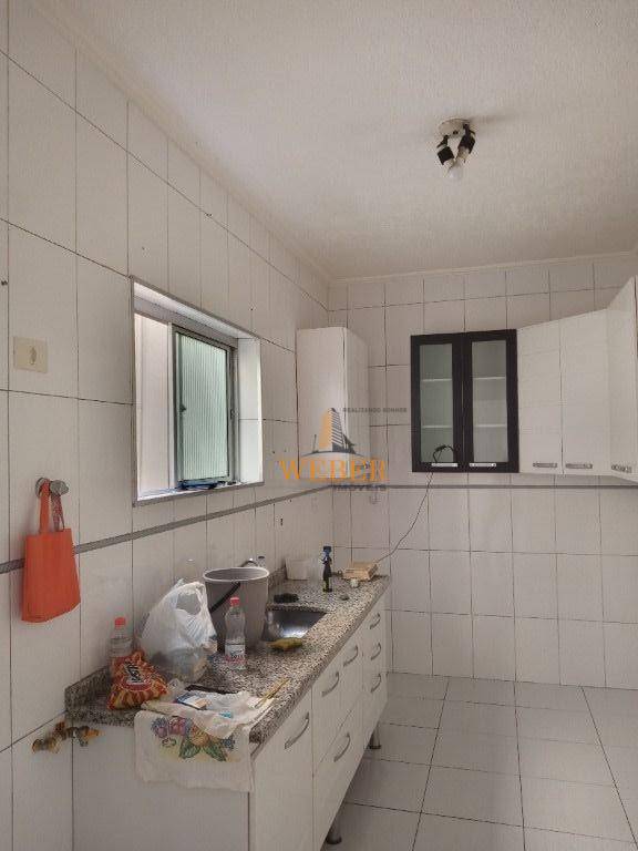 Apartamento para alugar com 2 quartos, 65m² - Foto 14