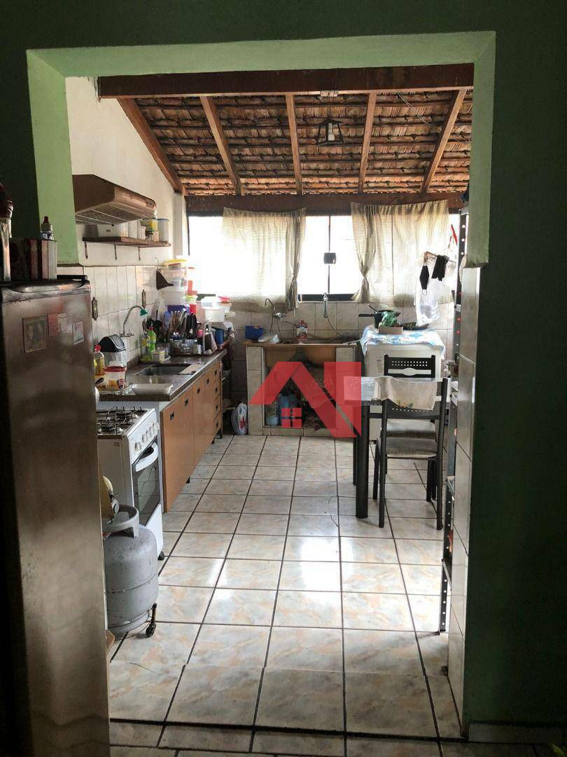 Sobrado à venda com 3 quartos, 256m² - Foto 18