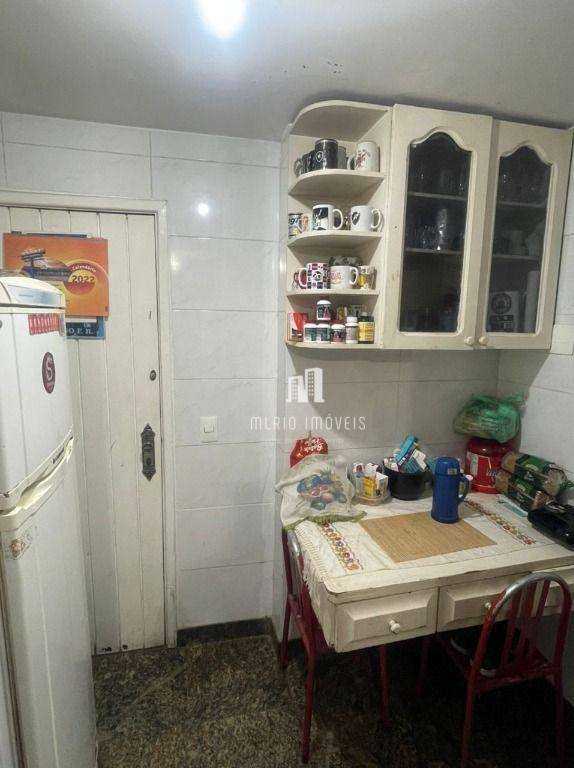 Apartamento à venda com 3 quartos, 127m² - Foto 13