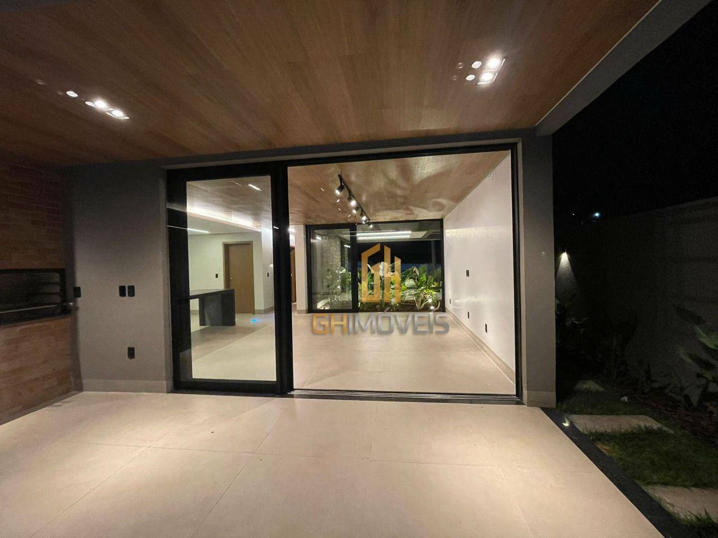 Sobrado à venda com 3 quartos, 215m² - Foto 5