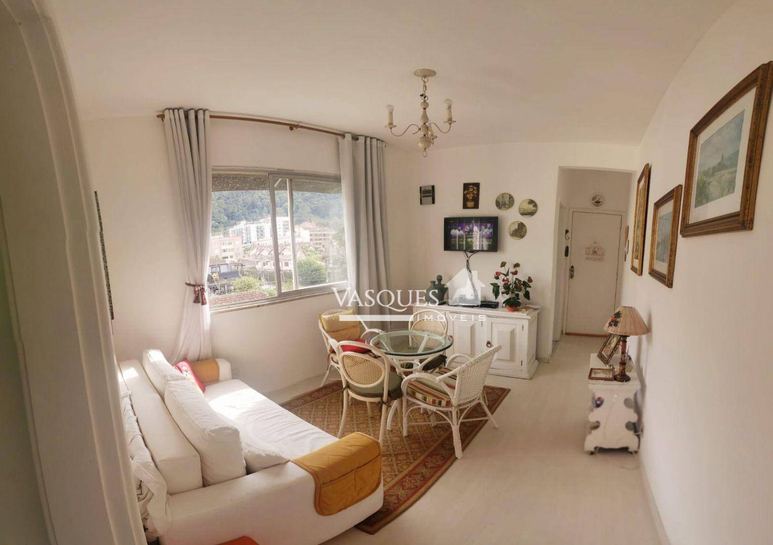 Apartamento à venda com 1 quarto, 40m² - Foto 2