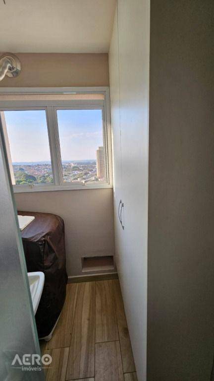 Apartamento à venda com 2 quartos, 65m² - Foto 7