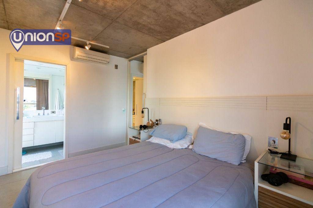 Apartamento à venda com 1 quarto, 70m² - Foto 7