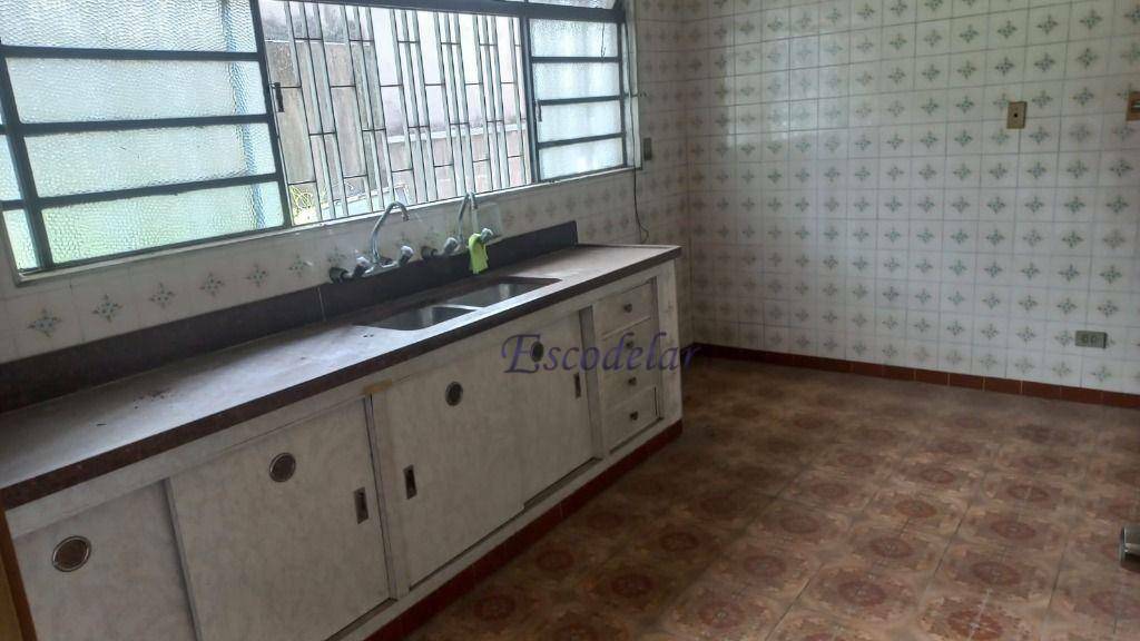 Casa à venda com 4 quartos, 240m² - Foto 26