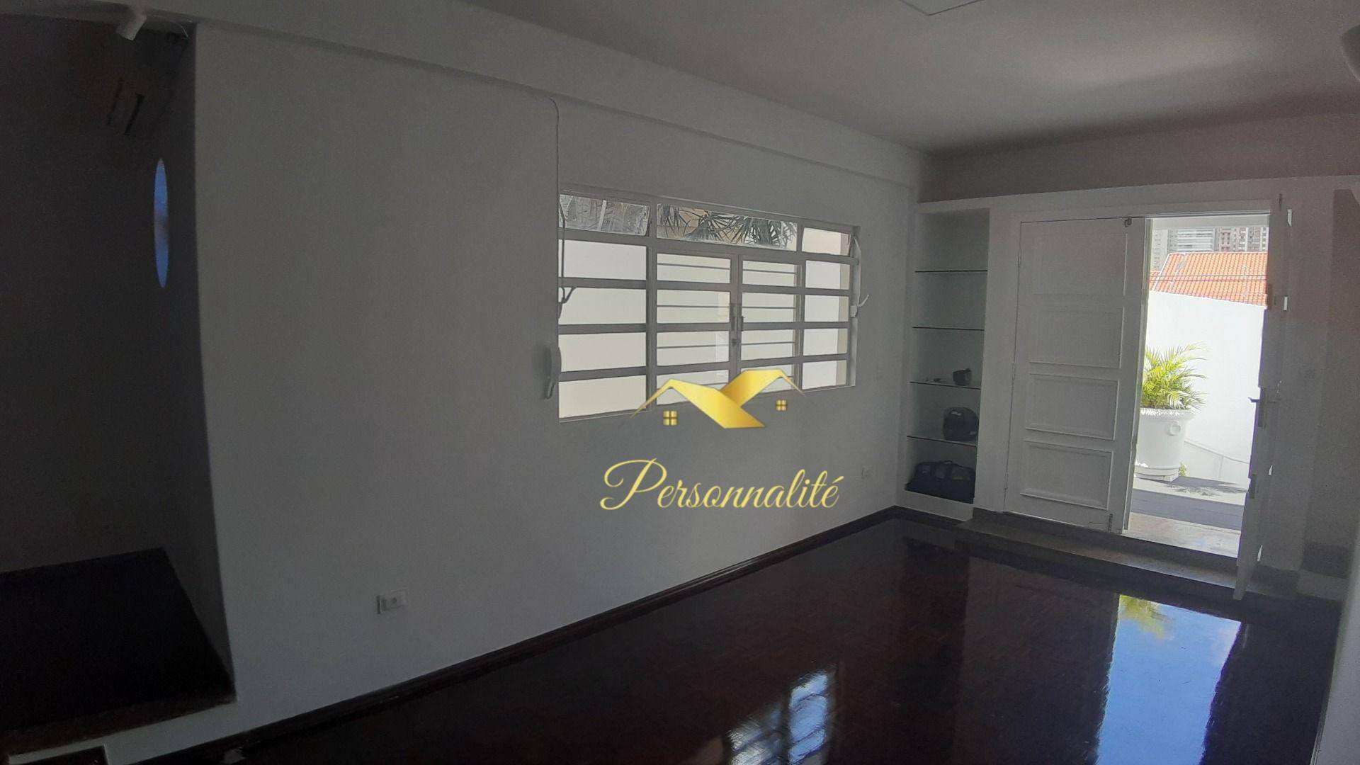 Casa à venda com 4 quartos, 211m² - Foto 16