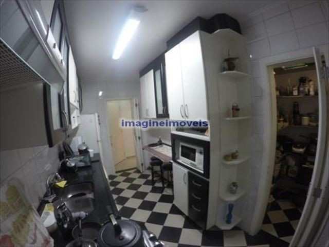 Apartamento à venda com 3 quartos, 90m² - Foto 11