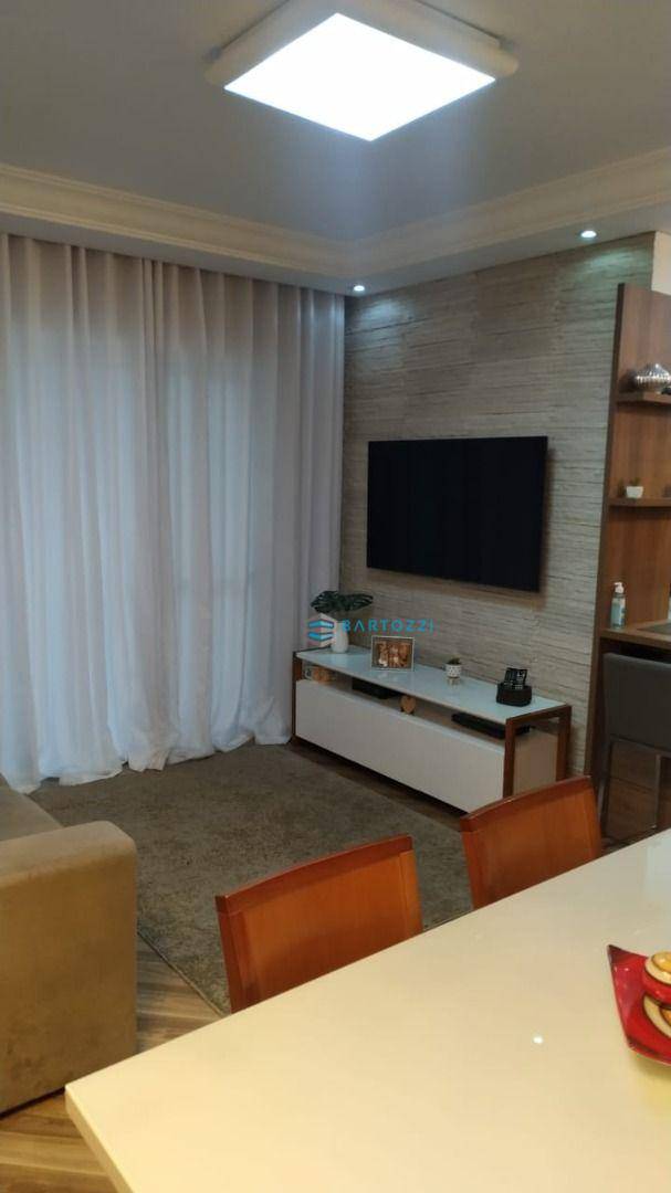 Apartamento à venda com 2 quartos, 63m² - Foto 5