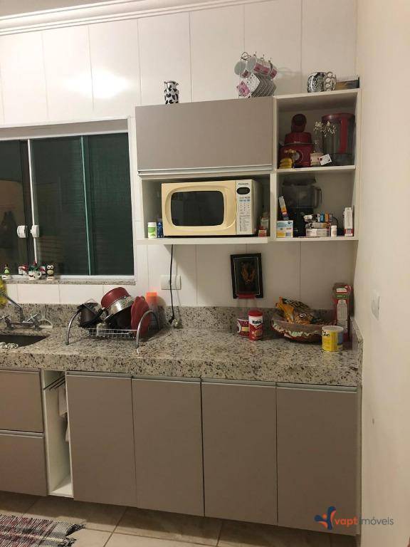 Casa de Condomínio à venda com 3 quartos, 168m² - Foto 2