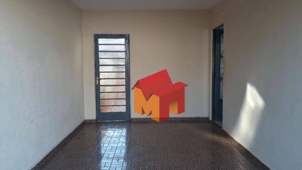 Casa à venda com 3 quartos, 114m² - Foto 2