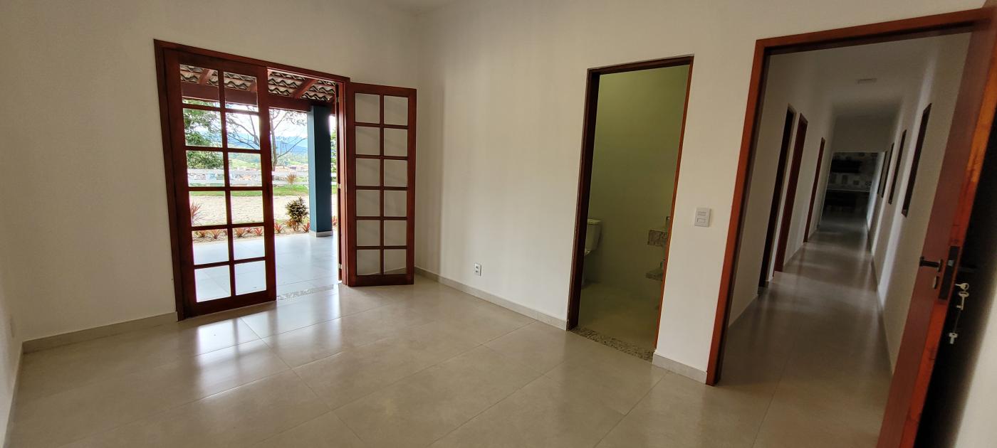 Fazenda à venda com 3 quartos, 10124m² - Foto 19