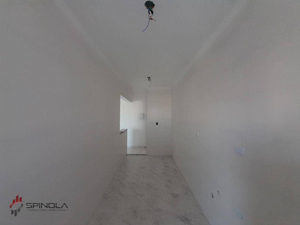 Apartamento à venda com 2 quartos, 70m² - Foto 4