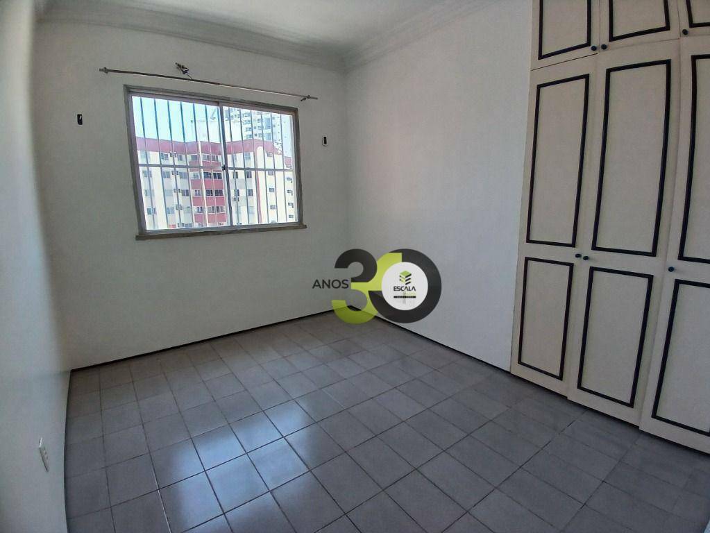 Apartamento para alugar com 3 quartos, 100m² - Foto 31