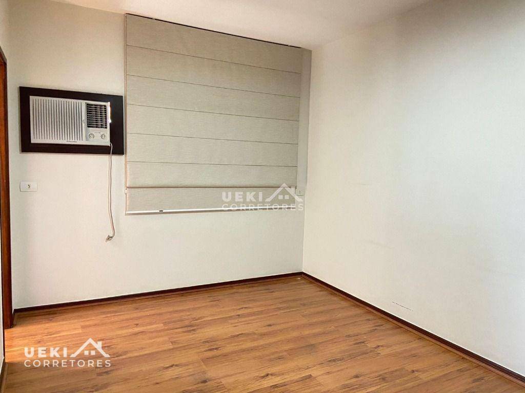 Casa à venda com 3 quartos, 280m² - Foto 17