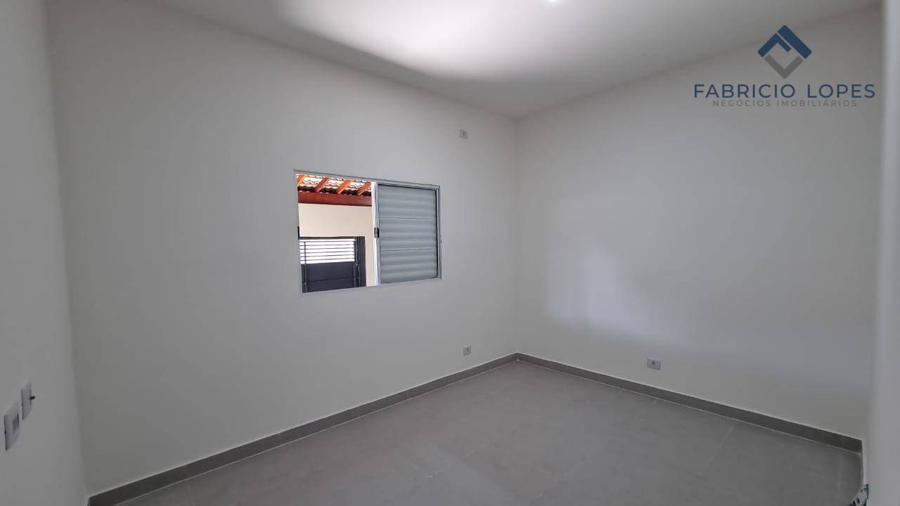 Casa à venda com 4 quartos, 170m² - Foto 10