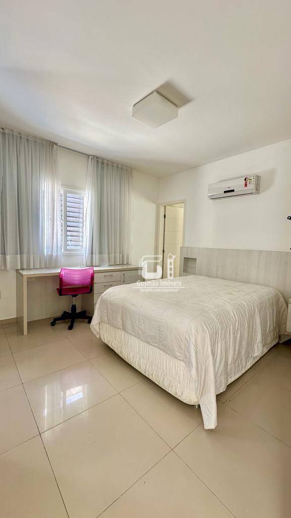 Casa de Condomínio à venda com 4 quartos, 350m² - Foto 18