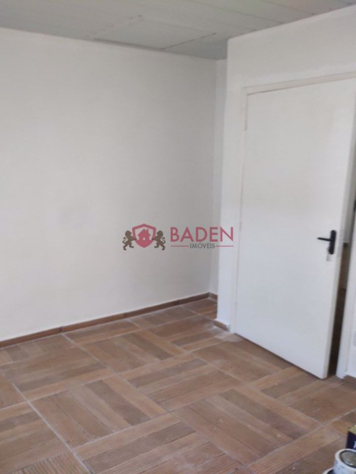 Casa à venda com 2 quartos, 71m² - Foto 19