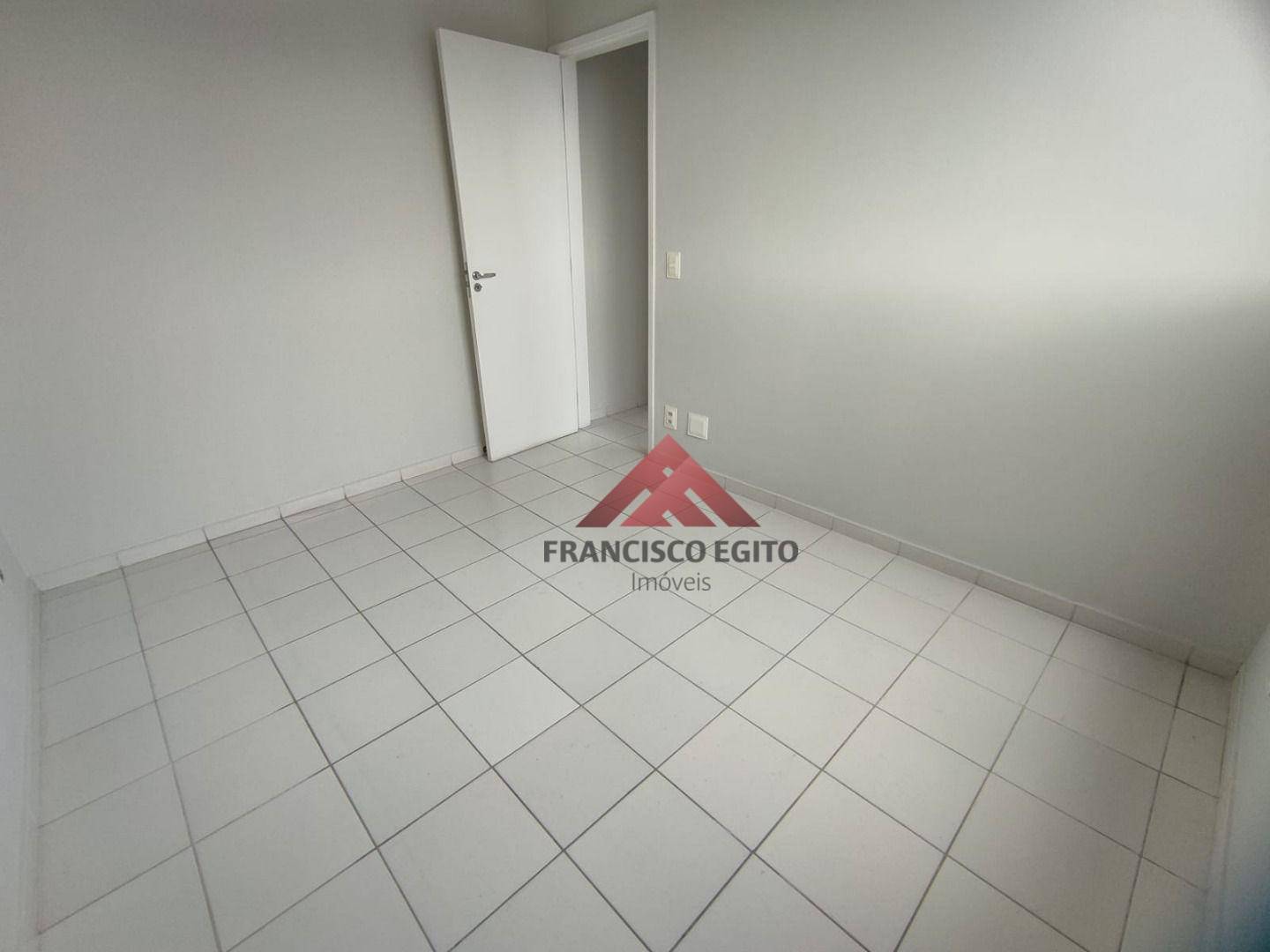 Apartamento à venda com 2 quartos, 57m² - Foto 12