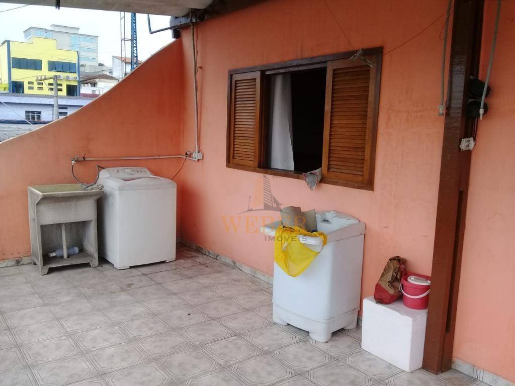 Casa à venda com 4 quartos, 204m² - Foto 40