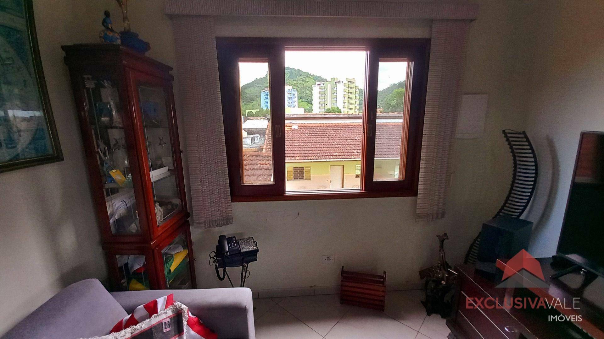 Casa à venda com 6 quartos, 356m² - Foto 92