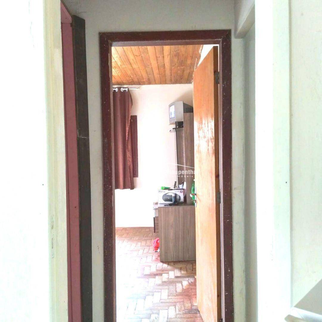 Casa à venda com 3 quartos, 110m² - Foto 8