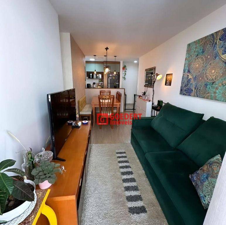 Apartamento à venda com 3 quartos, 75m² - Foto 2