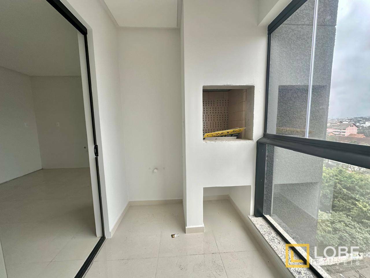 Apartamento à venda com 2 quartos, 75m² - Foto 8