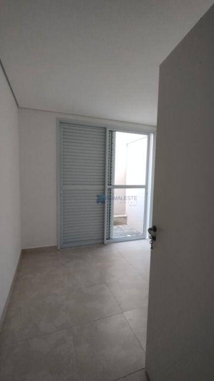 Apartamento à venda com 2 quartos, 40m² - Foto 16