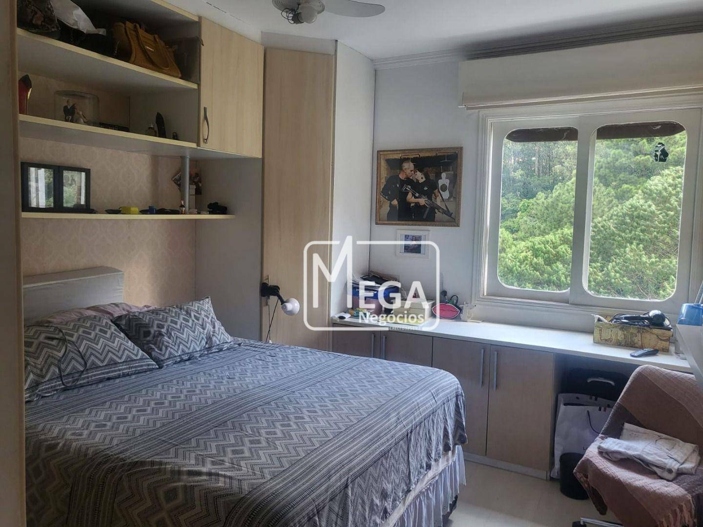 Apartamento à venda com 3 quartos, 95m² - Foto 13