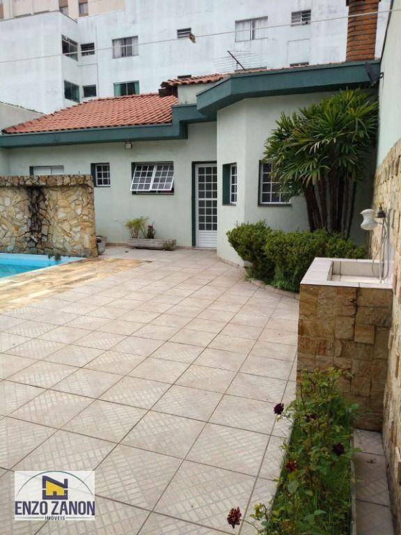 Casa à venda com 3 quartos, 240m² - Foto 21