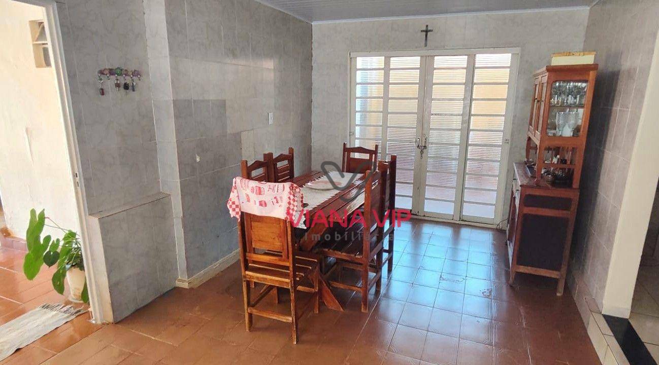 Casa à venda com 3 quartos, 178m² - Foto 14