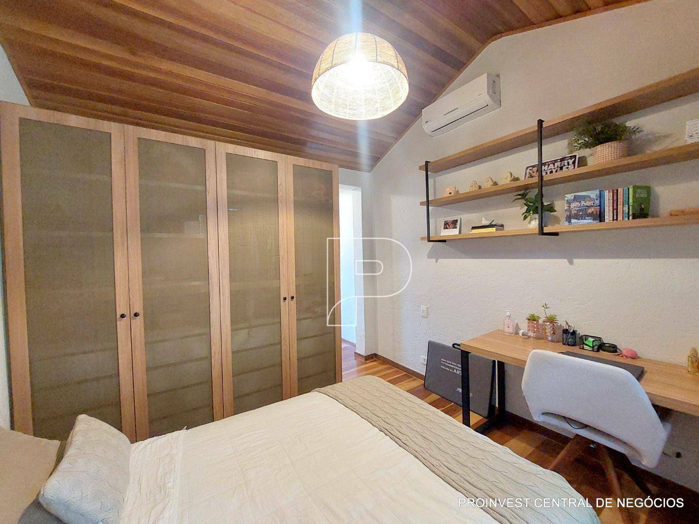 Casa de Condomínio à venda com 3 quartos, 385m² - Foto 32