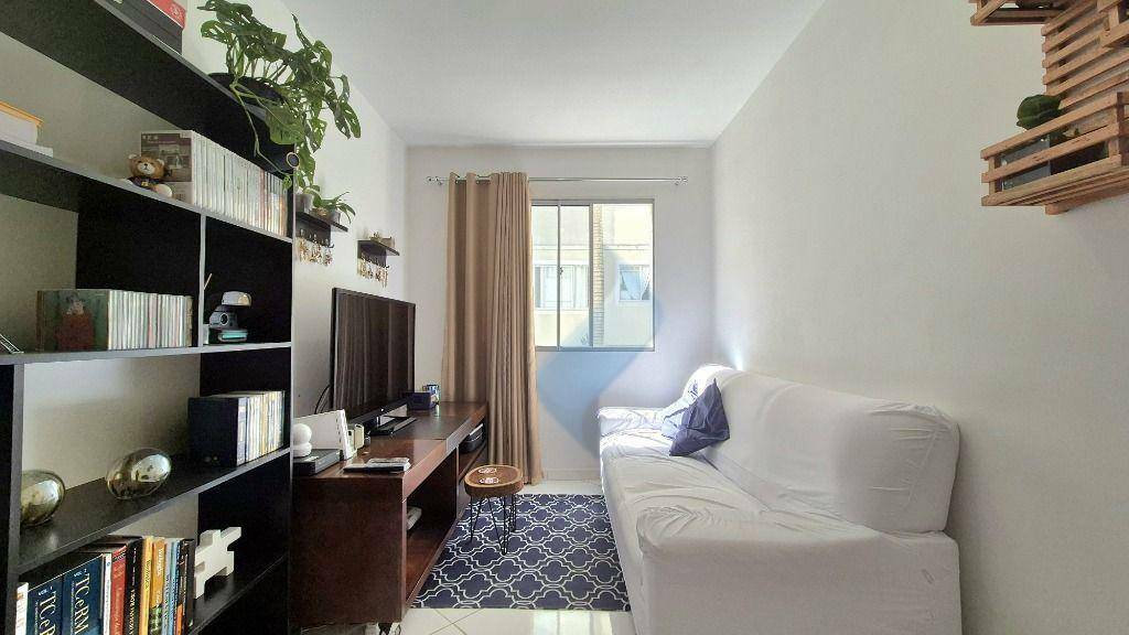 Apartamento à venda com 1 quarto, 38m² - Foto 2