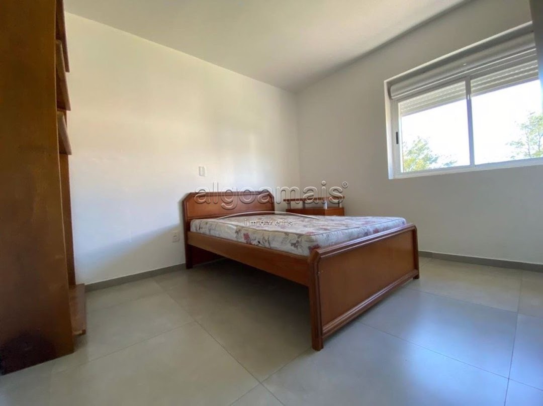 Casa à venda com 4 quartos, 233m² - Foto 16