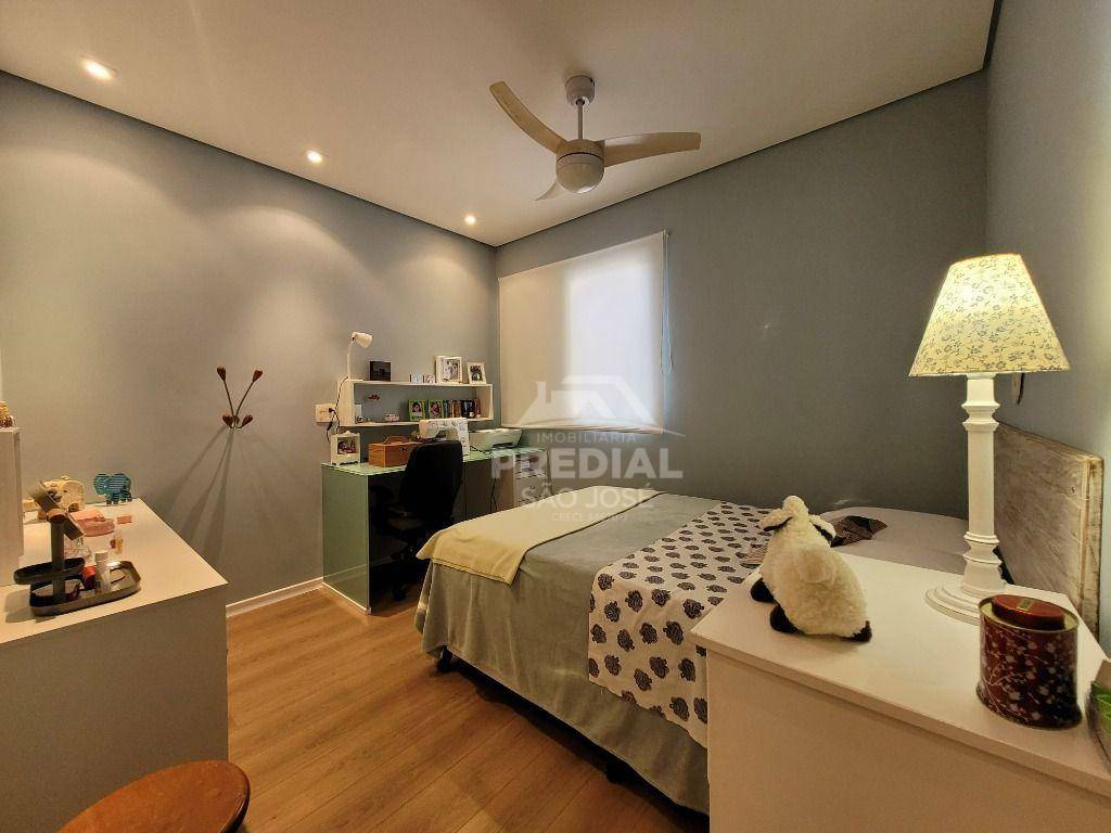 Apartamento à venda com 3 quartos, 144m² - Foto 22