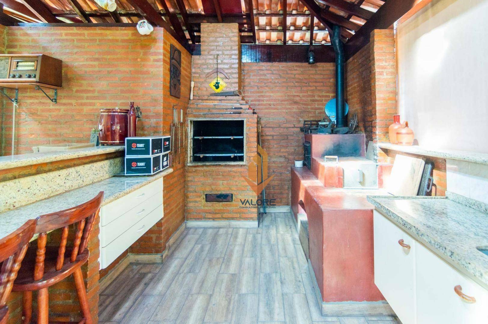 Casa de Condomínio à venda com 3 quartos, 320m² - Foto 31