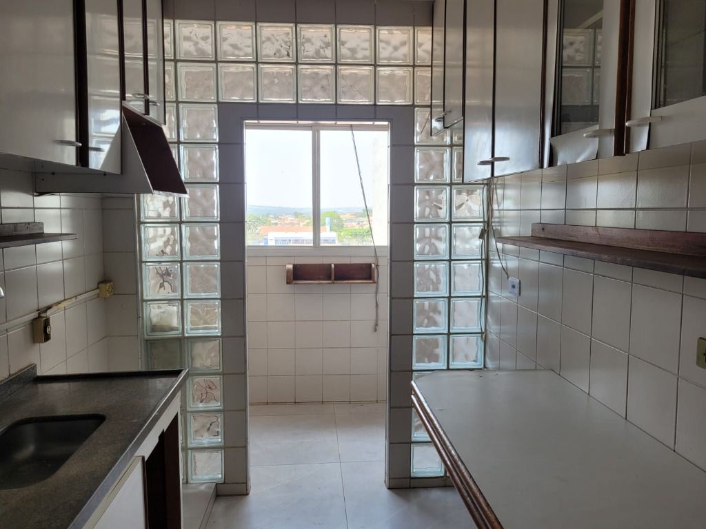 Apartamento à venda com 3 quartos, 82m² - Foto 5