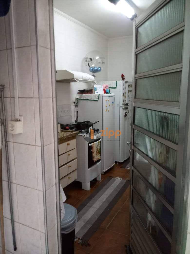 Apartamento à venda com 2 quartos, 71m² - Foto 12