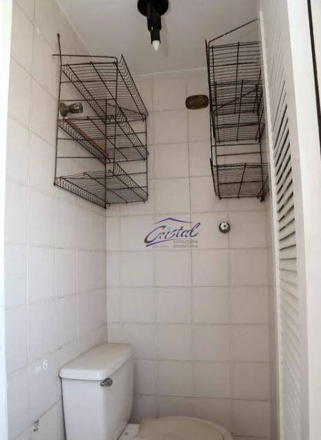 Apartamento à venda com 2 quartos, 70m² - Foto 10