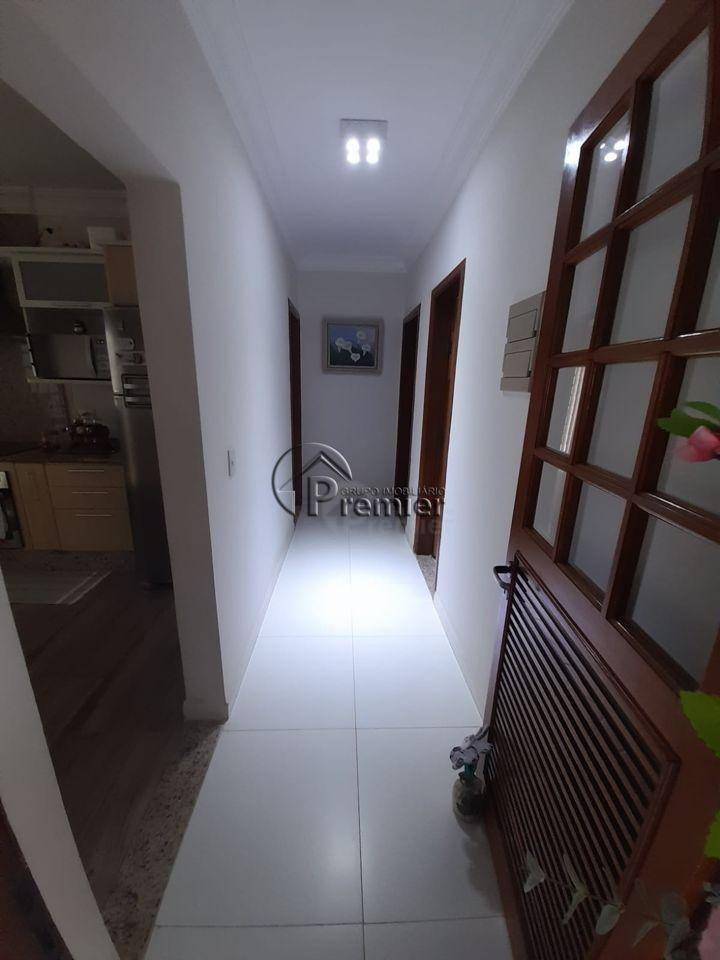 Casa à venda com 3 quartos, 219m² - Foto 32