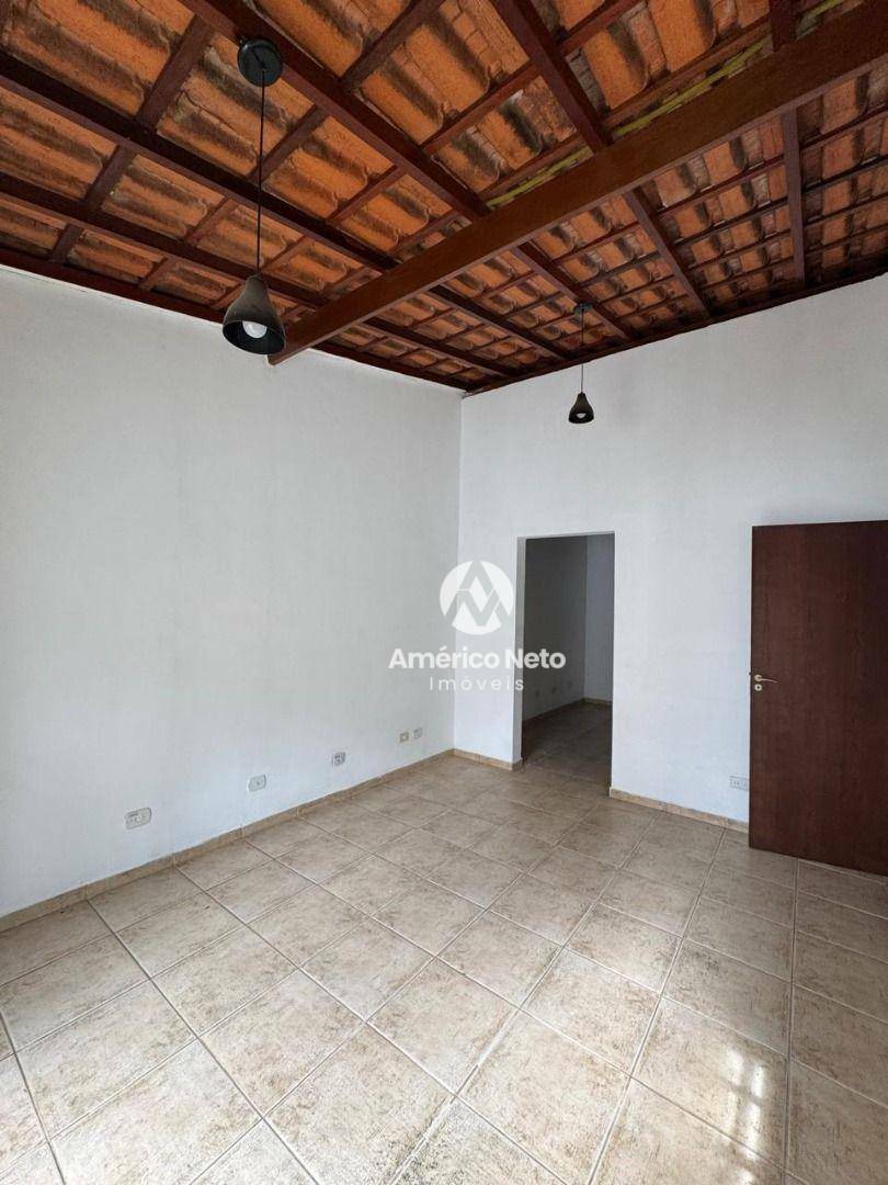 Casa para alugar com 2 quartos, 160m² - Foto 3