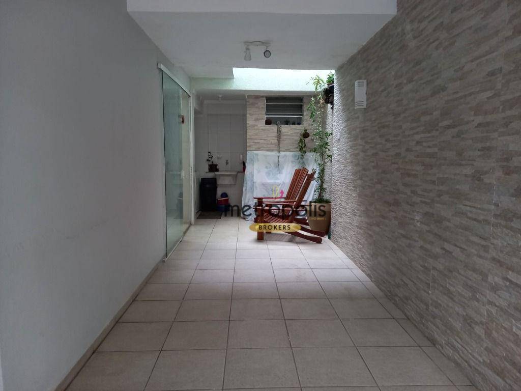 Sobrado à venda com 3 quartos, 140m² - Foto 2