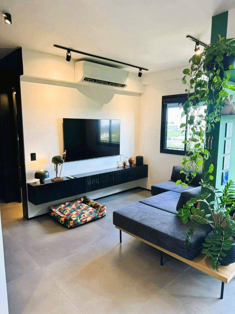 Apartamento à venda com 2 quartos, 70m² - Foto 7